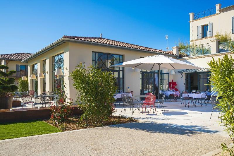 Clos Castel Villas Casteljaloux Bagian luar foto